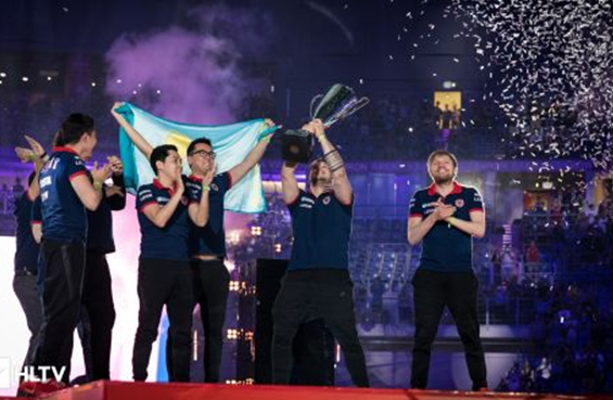 在他的职业 在他的职业